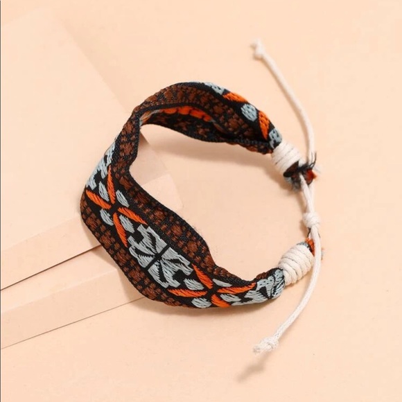🆕 Boho Embroidered Bracelet - Picture 3 of 5
